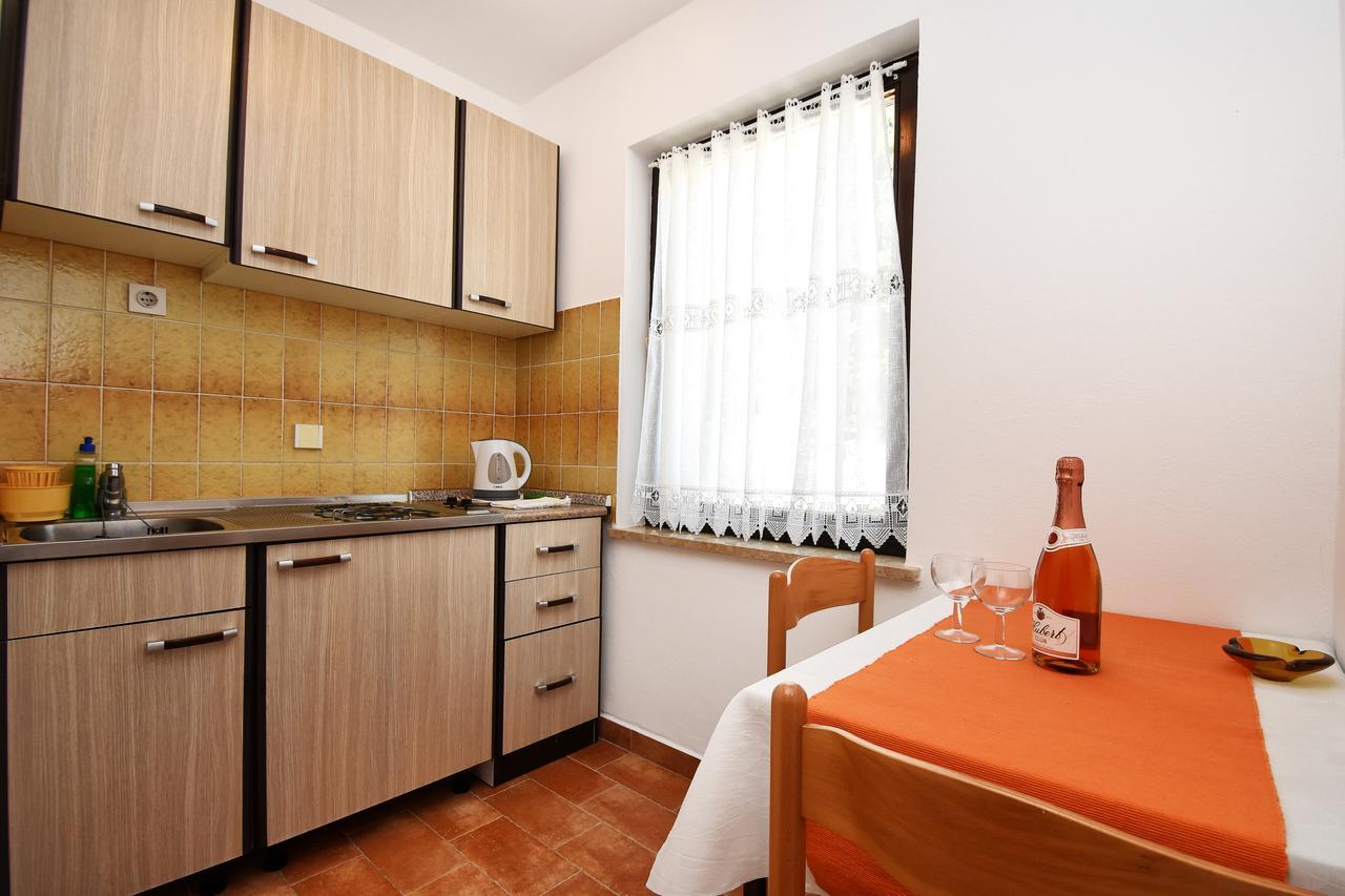 Apartment Sambris No 1 Vrsar Eksteriør billede