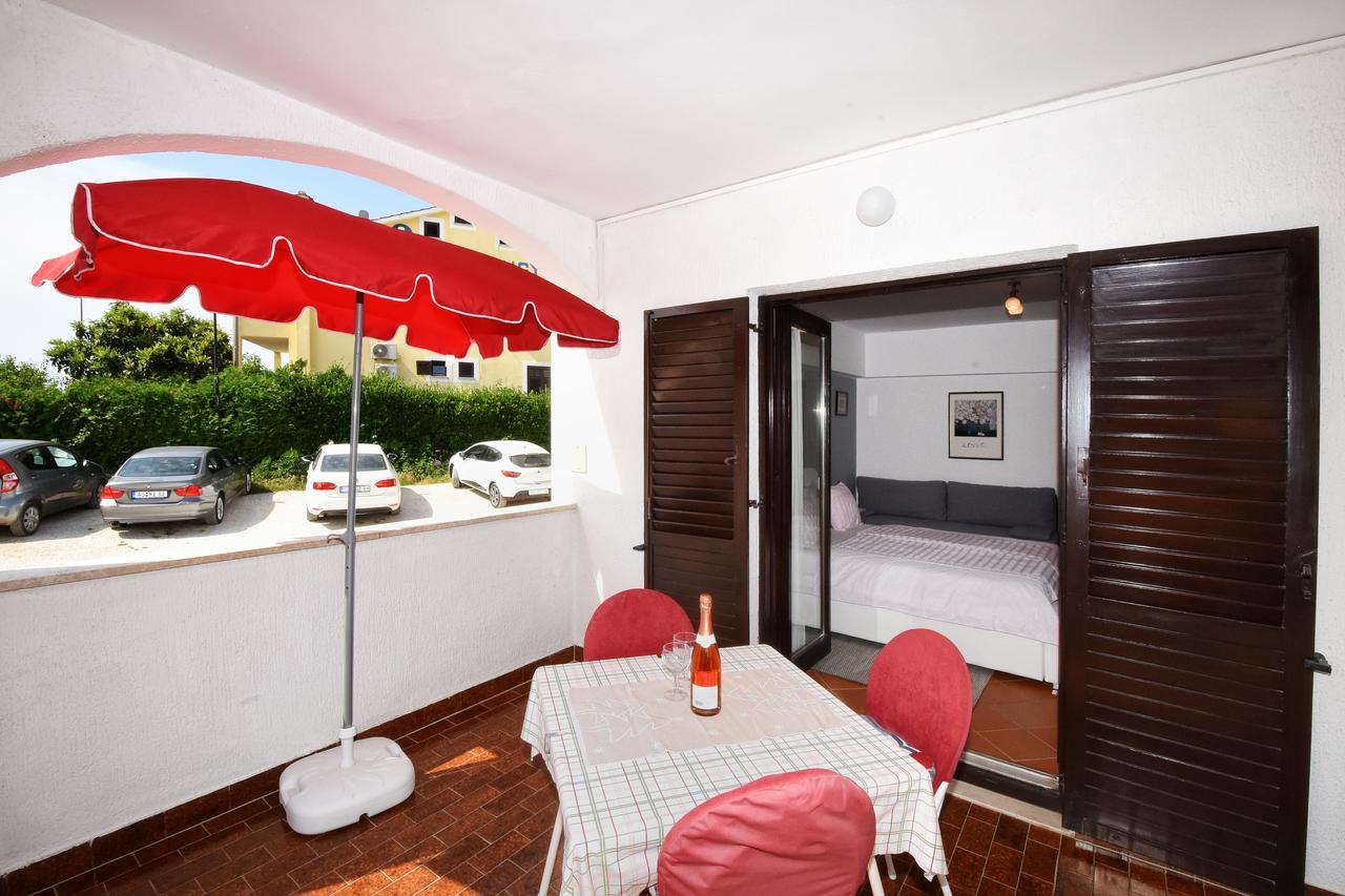 Apartment Sambris No 1 Vrsar Eksteriør billede